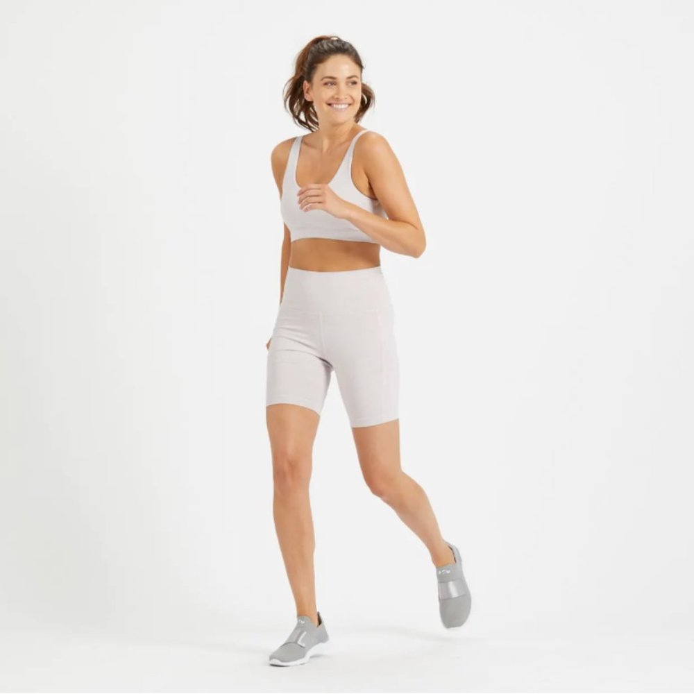 VUORI | Rhythm Shorts 7" High Waisted Biking Short Dusk Purple Small